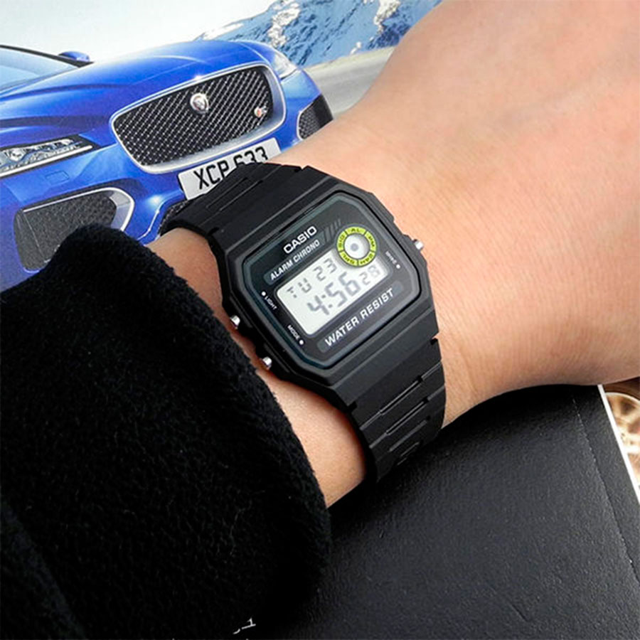 Наручные часы Casio F-94WA-8. Фото 4.