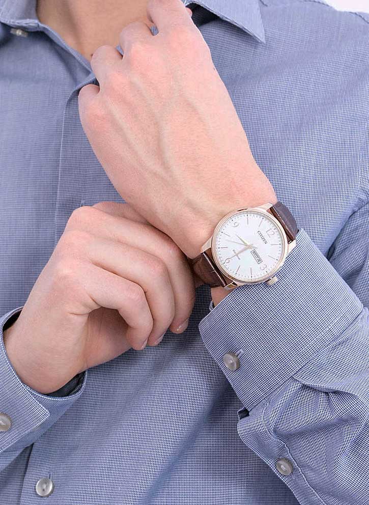 Наручные часы Citizen BM8553-16A. Фото 1.