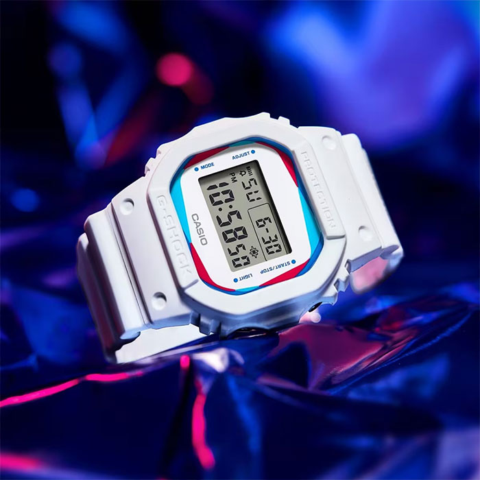 Наручные часы Casio DWE-5600PR-2. Фото 1.