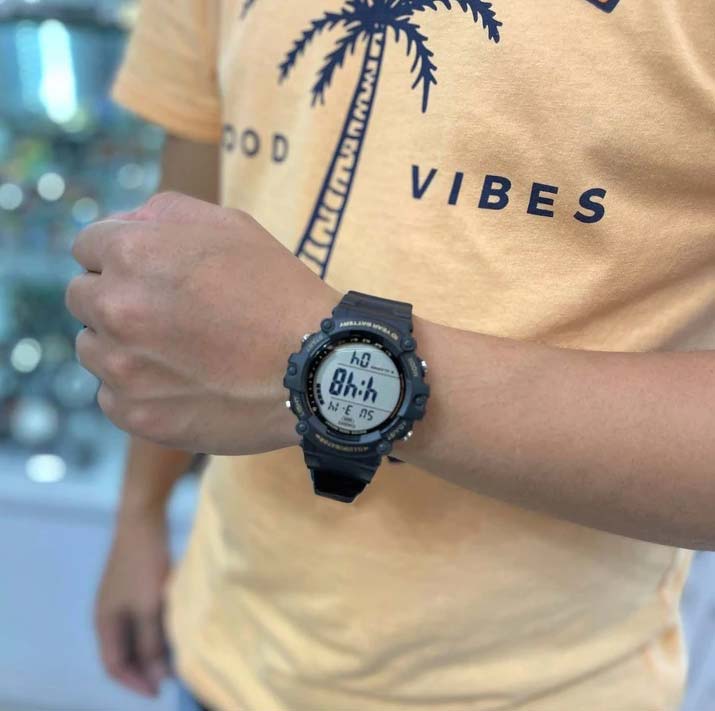 Наручные часы Casio AE-1500WHX-1A. Фото 2.