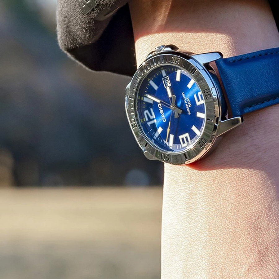 Наручные часы Casio MTP-VD01L-2B. Фото 3.