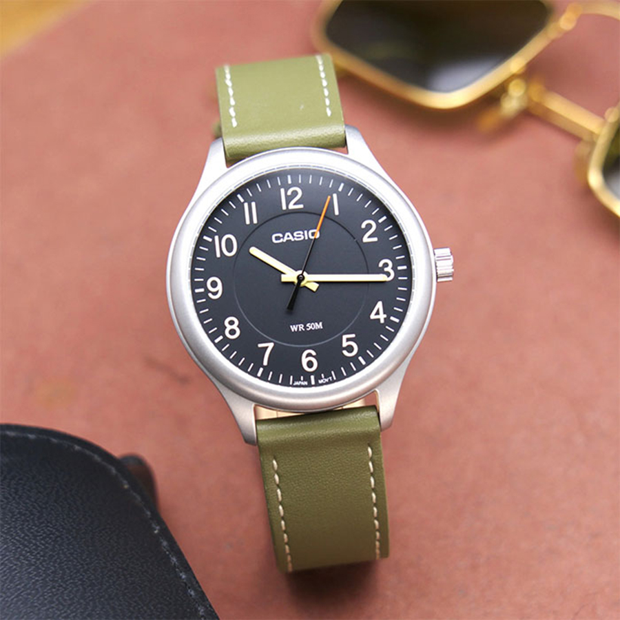 Наручные часы Casio MTP-B160L-1B2. Фото 1.
