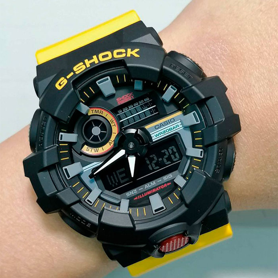 Наручные часы Casio GA-700MT-1A9. Фото 1.