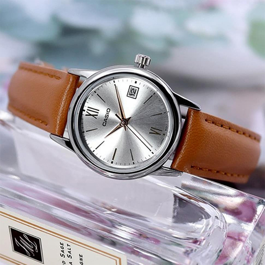 Наручные часы Casio LTP-V002L-7B3. Фото 1.