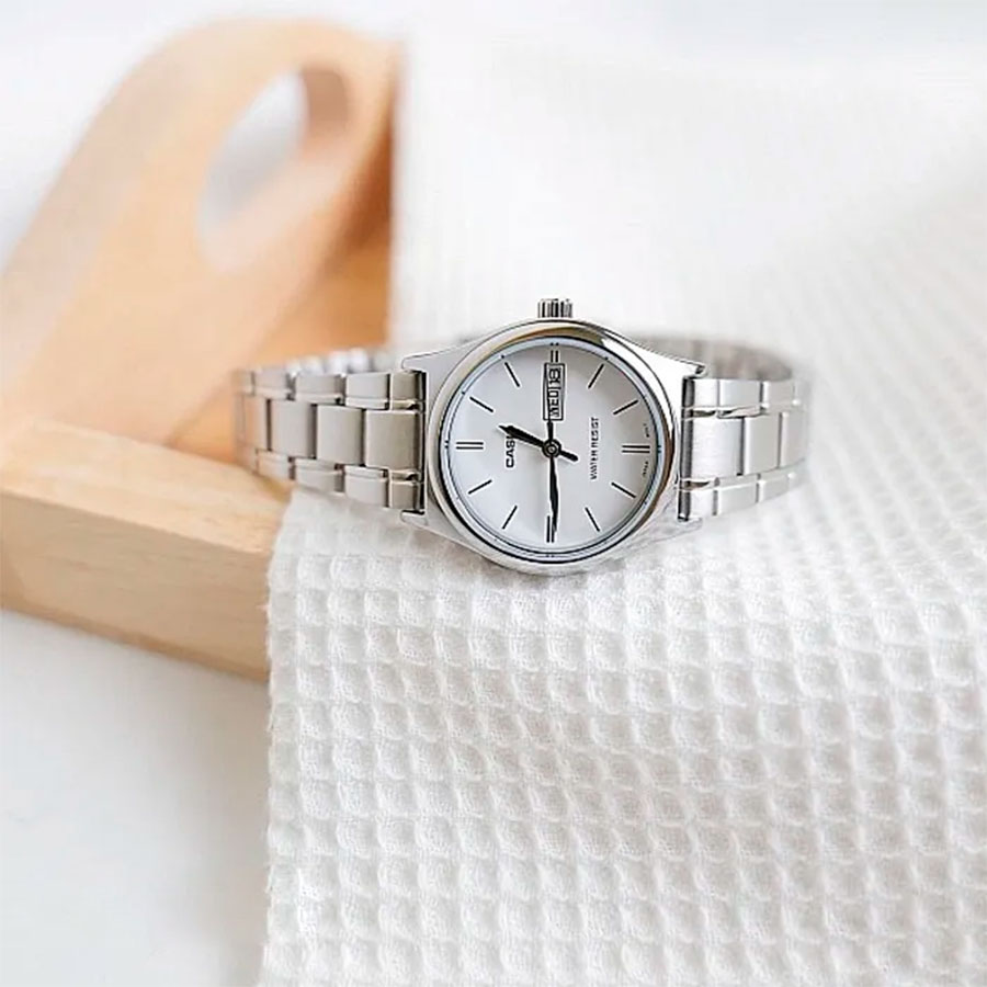 Наручные часы Casio LTP-V006D-7B2. Фото 1.