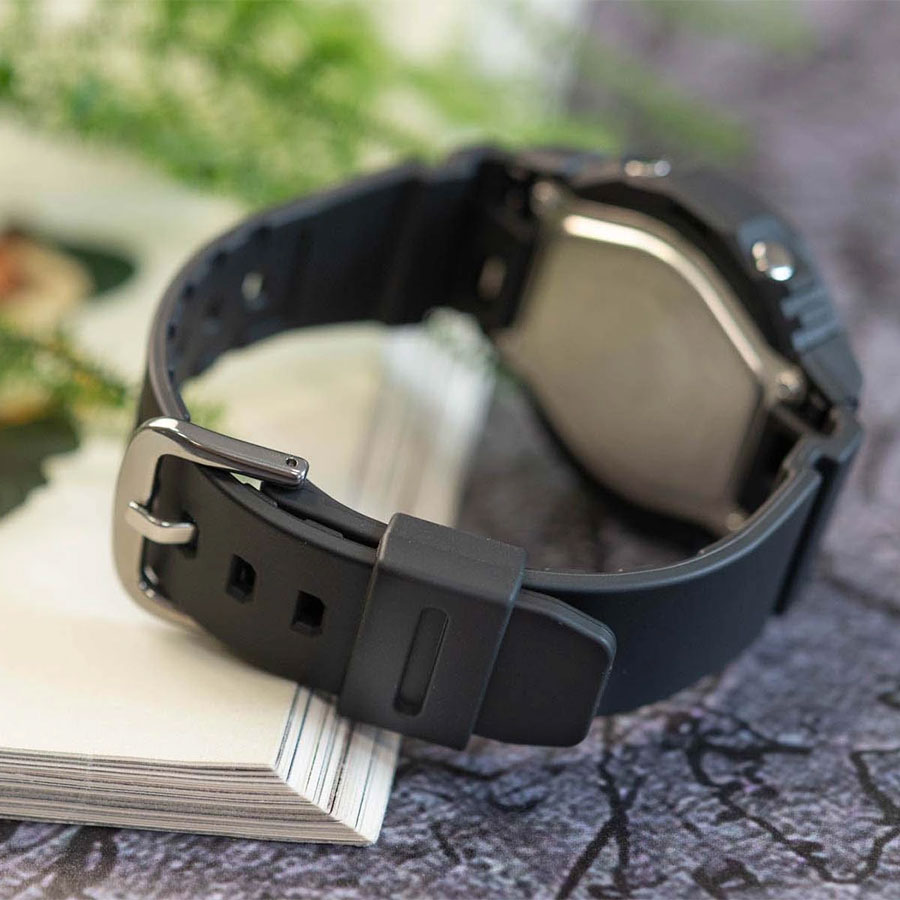 Наручные часы Casio GMA-P2100SA-1A1. Фото 2.