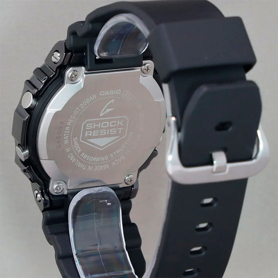 Наручные часы Casio GM-5600UB-1. Фото 9.