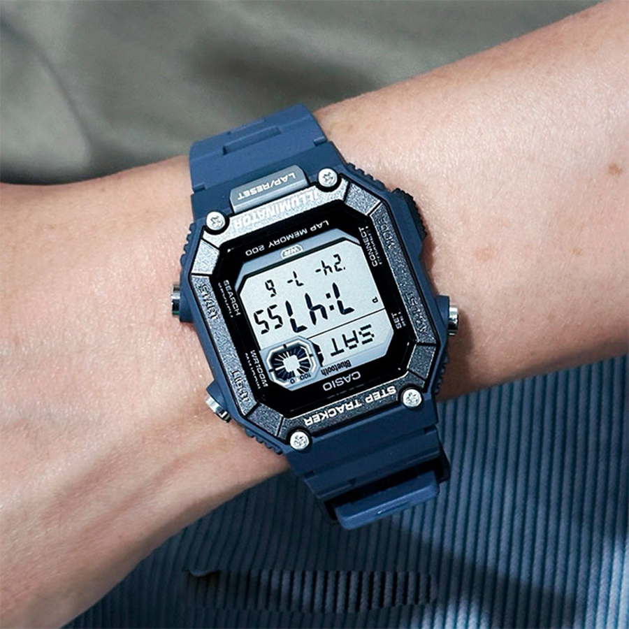 Наручные часы Casio WS-B1000-2A. Фото 1.