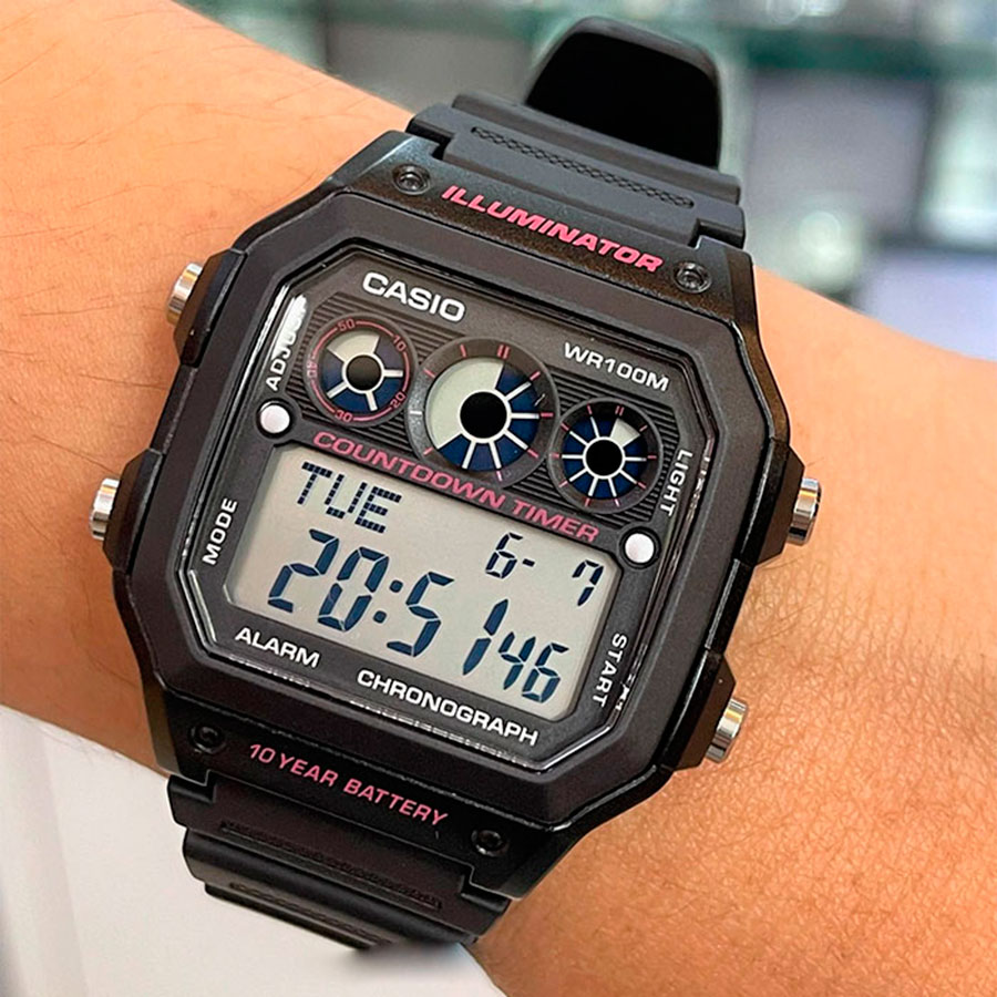 Наручные часы Casio AE-1300WH-1A2. Фото 6.