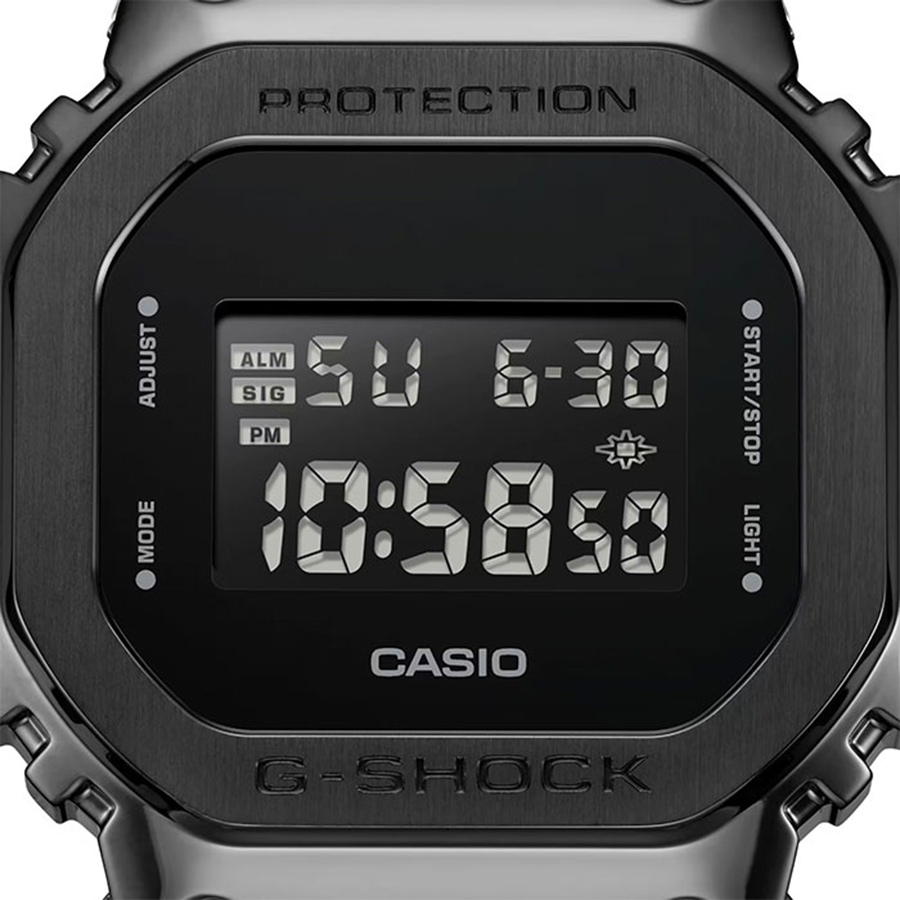Наручные часы Casio GM-5600UB-1. Фото 4.