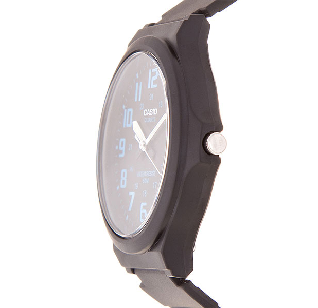 Наручные часы Casio MW-240-2B. Фото 1.