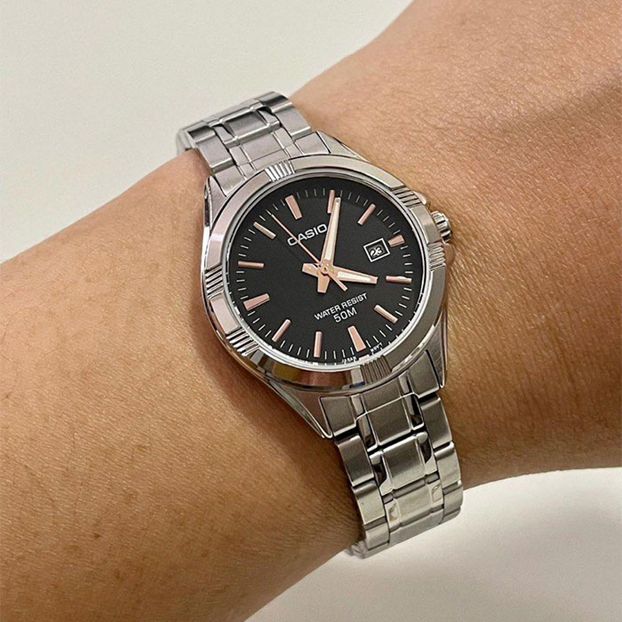 Наручные часы Casio LTP-1308D-1A2. Фото 2.