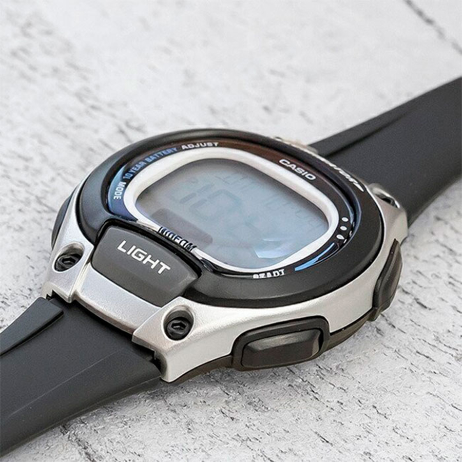 Наручные часы Casio LW-203-1A. Фото 3.
