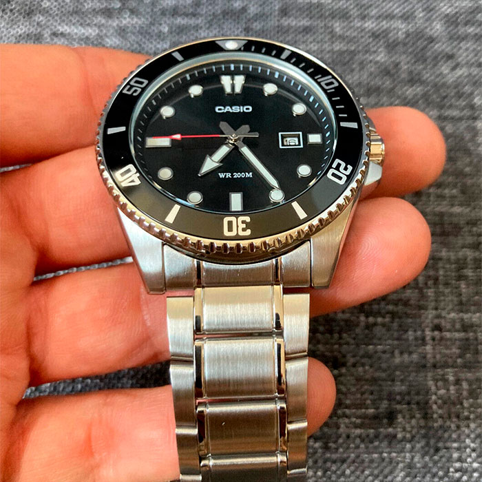 Наручные часы Casio MDV-107D-1A1. Фото 3.