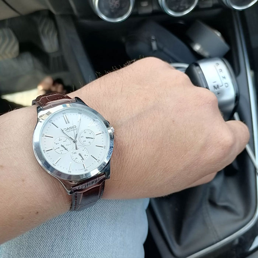 Наручные часы Casio MTP-V300L-7A. Фото 6.