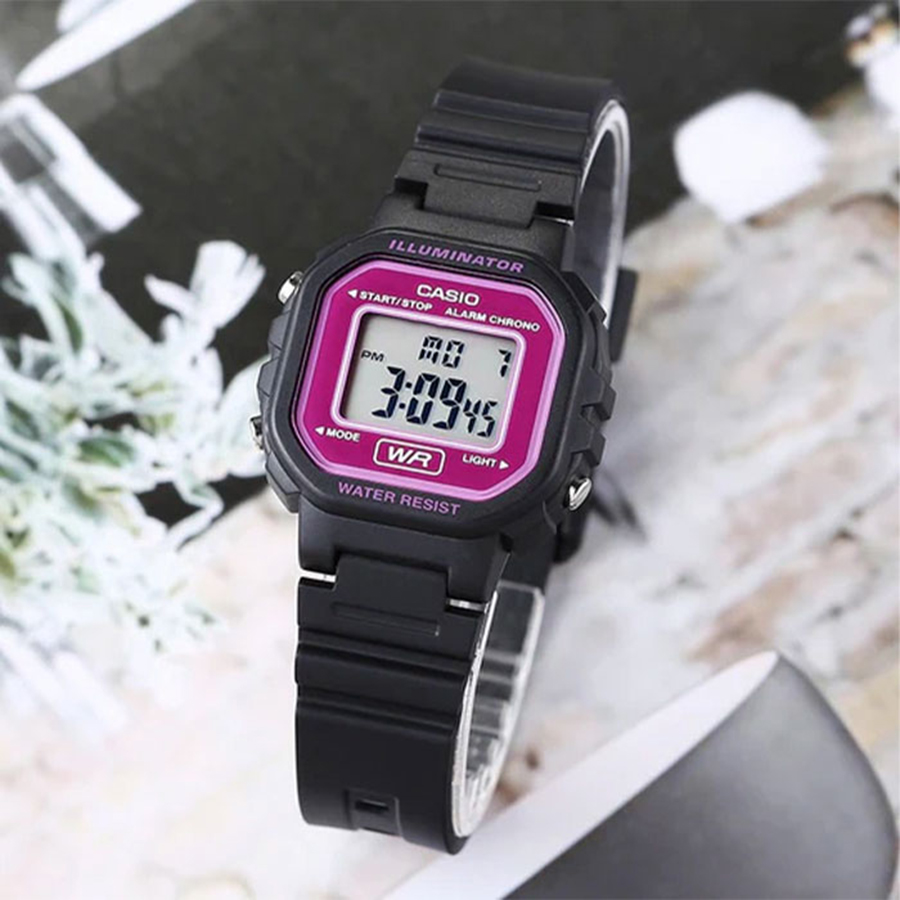 Наручные часы Casio LA-20WH-4A. Фото 7.