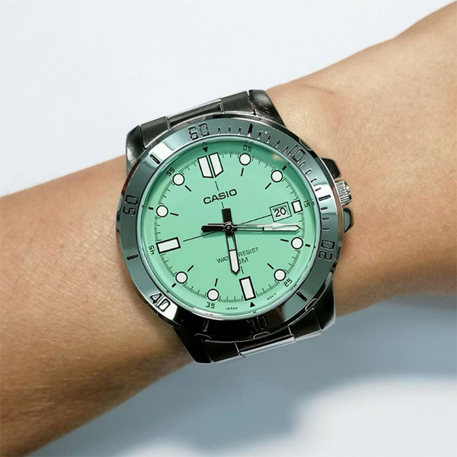 Наручные часы Casio MTP-VD01D-3E1. Фото 2.