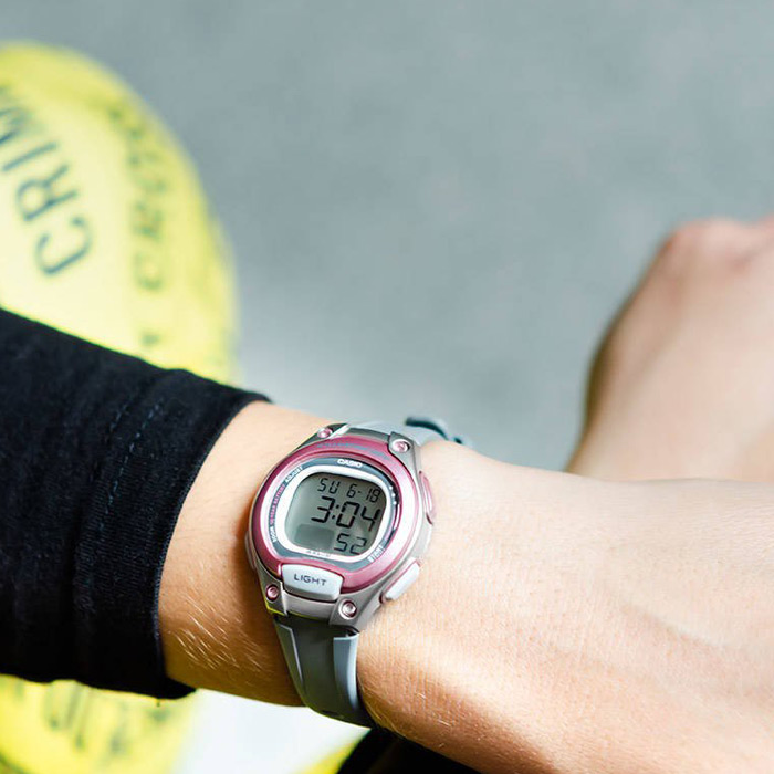 Наручные часы Casio LW-203-8A. Фото 4.