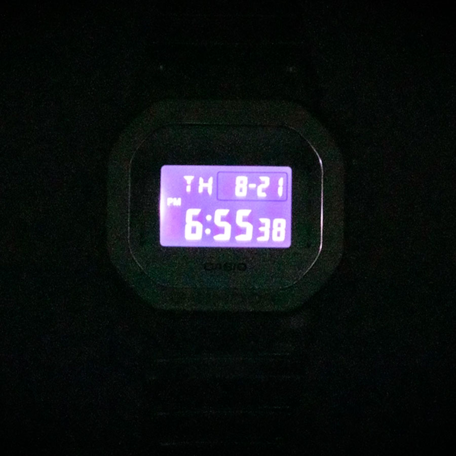 Наручные часы Casio GM-5600YM-8A8. Фото 2.