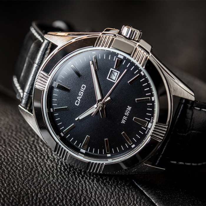 Наручные часы Casio MTP-1308L-1A. Фото 1.