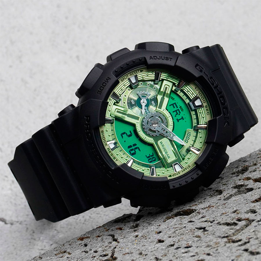 Наручные часы Casio GA-110CD-1A3. Фото 1.