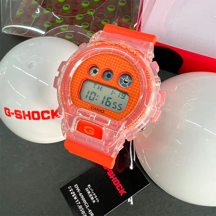 Наручные часы Casio DW-6900GL-4. Фото 1.