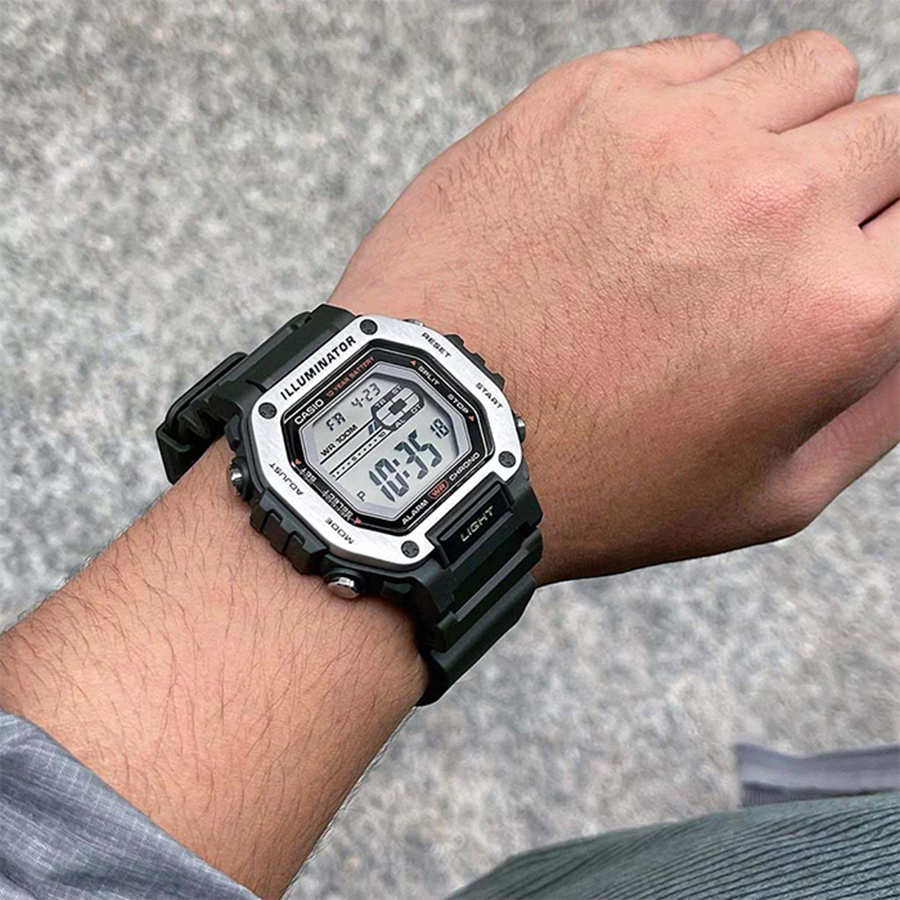 Наручные часы Casio MWD-110H-3A. Фото 2.