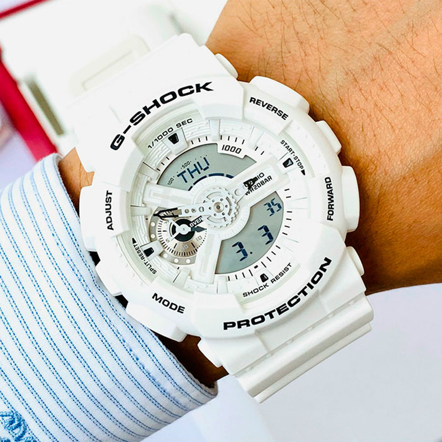 Наручные часы Casio GA-110MW-7A. Фото 1.