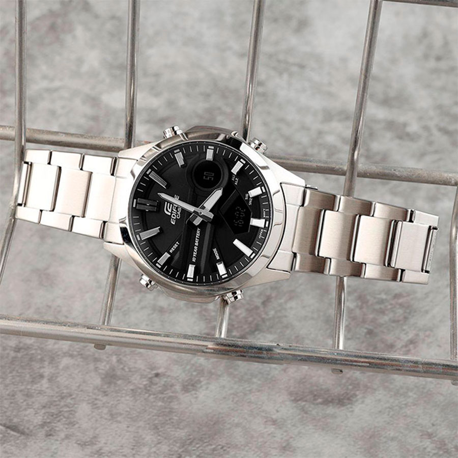 Наручные часы Casio EFV-C120D-1A. Фото 1.