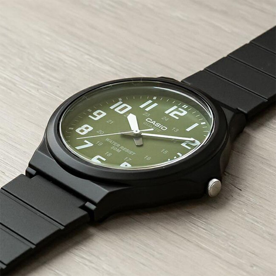 Наручные часы Casio MW-240-3B. Фото 2.