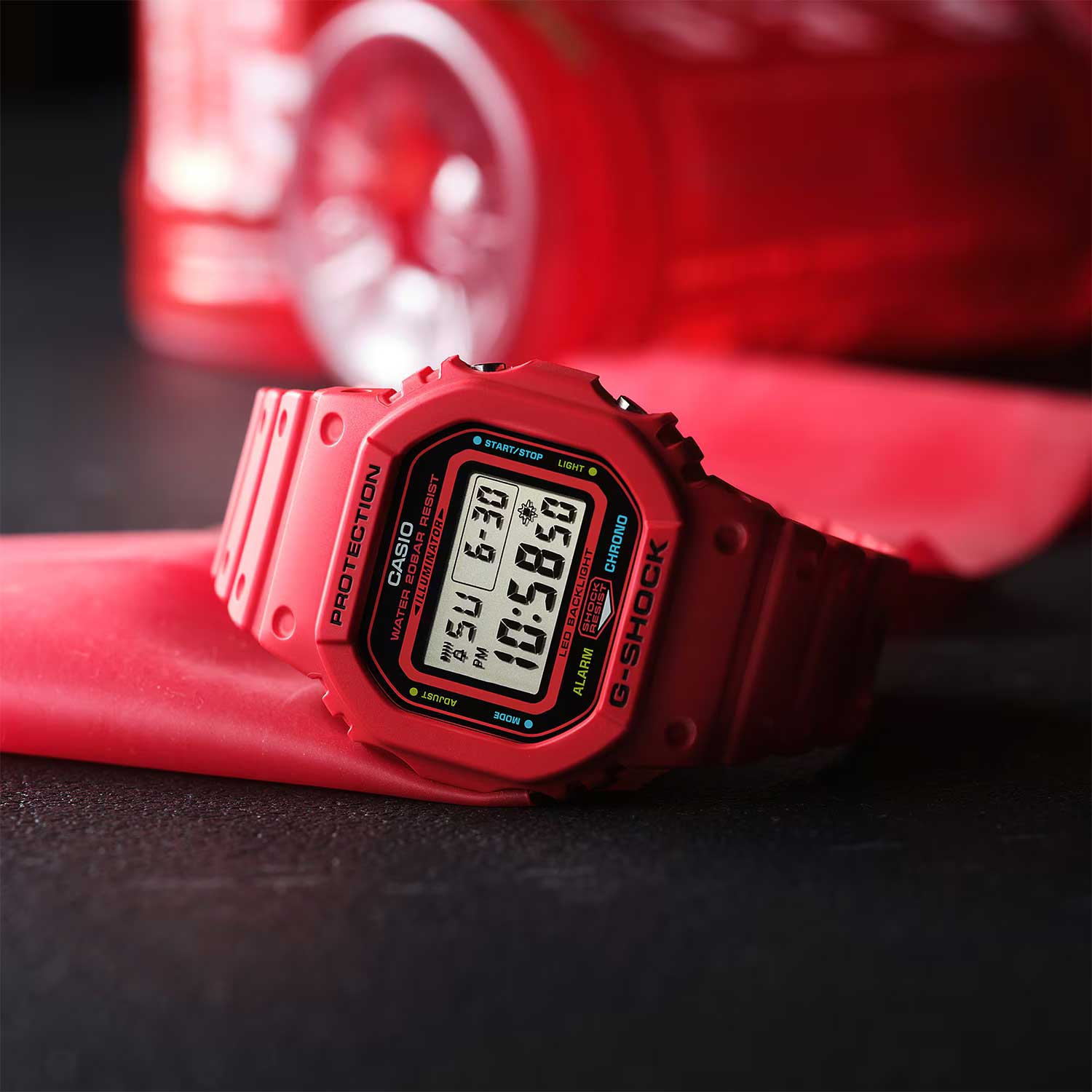 Наручные часы Casio DW-5600EP-4. Фото 1.