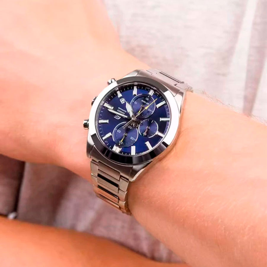 Наручные часы Casio EFB-710D-2A. Фото 1.