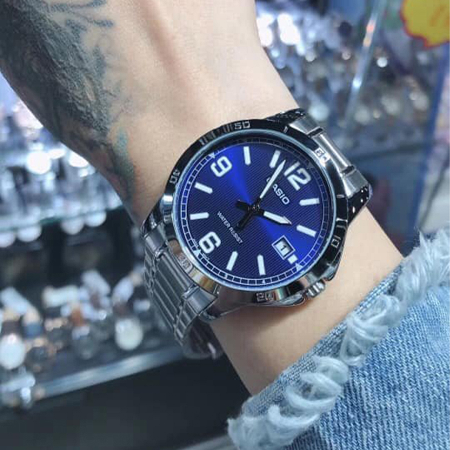 Наручные часы Casio MTP-V004D-2B. Фото 3.