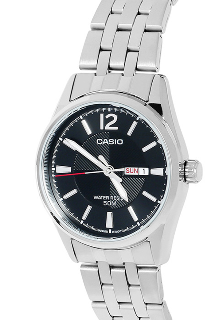 Наручные часы Casio LTP-1335D-1A. Фото 1.