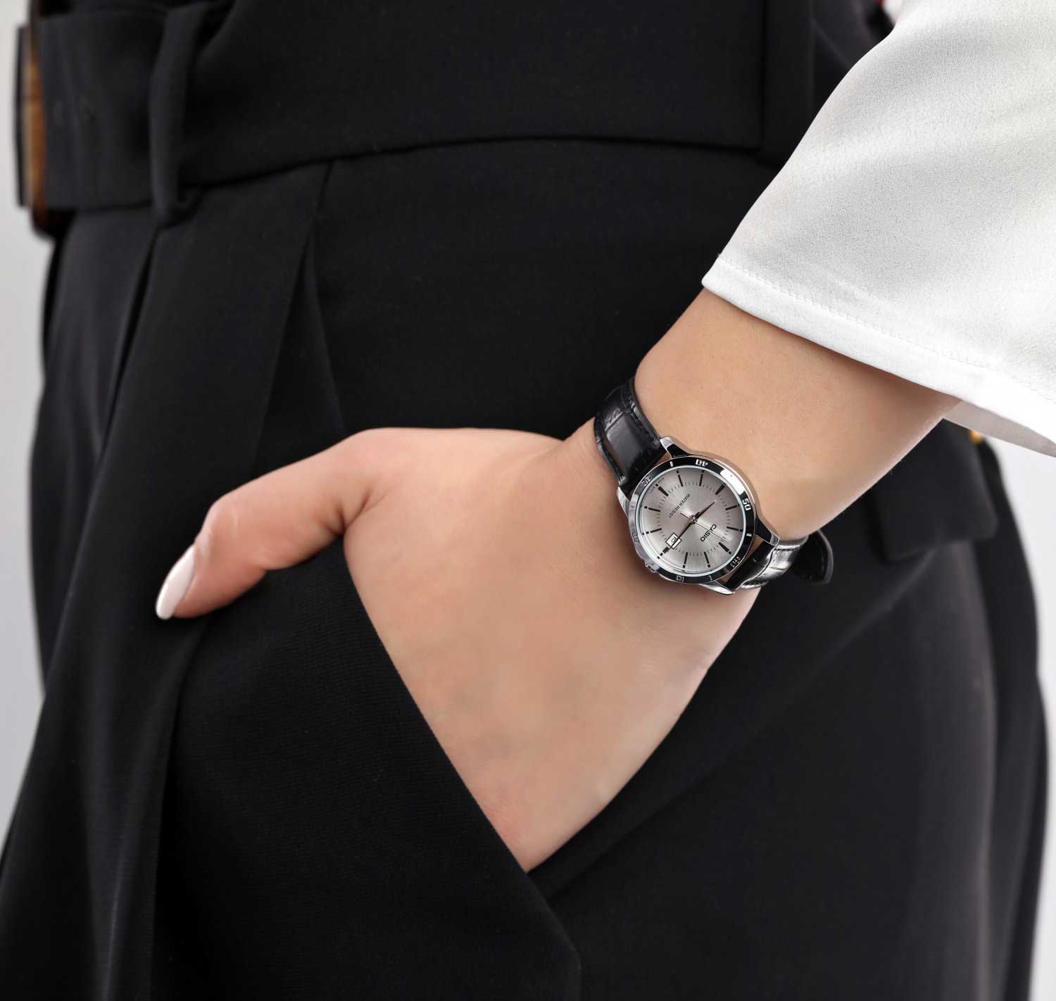 Наручные часы Casio LTP-V004L-7A. Фото 3.