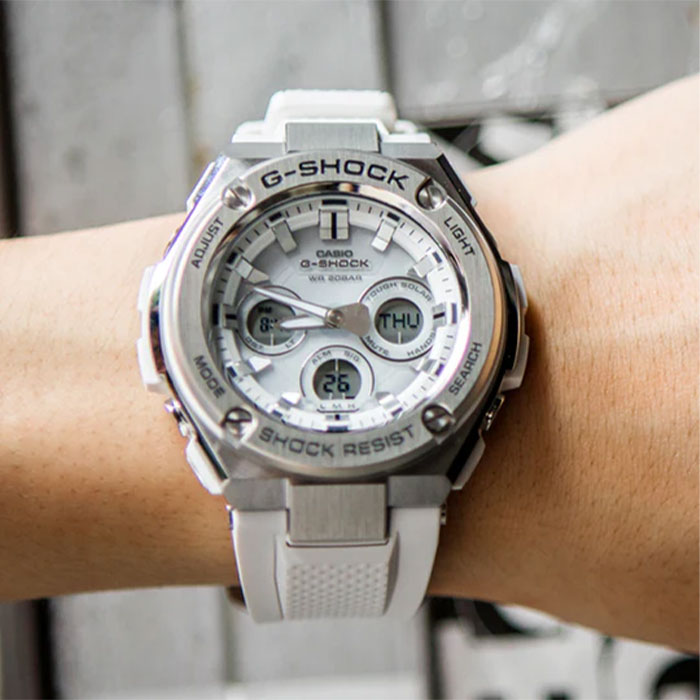 Наручные часы Casio GST-W310-7A. Фото 4.