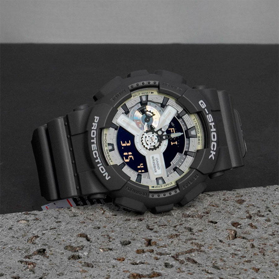 Наручные часы Casio GA-110HD-8A. Фото 1.