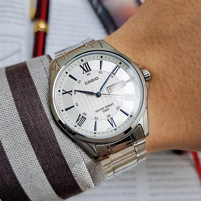 Наручные часы Casio MTP-1384D-7A2. Фото 1.