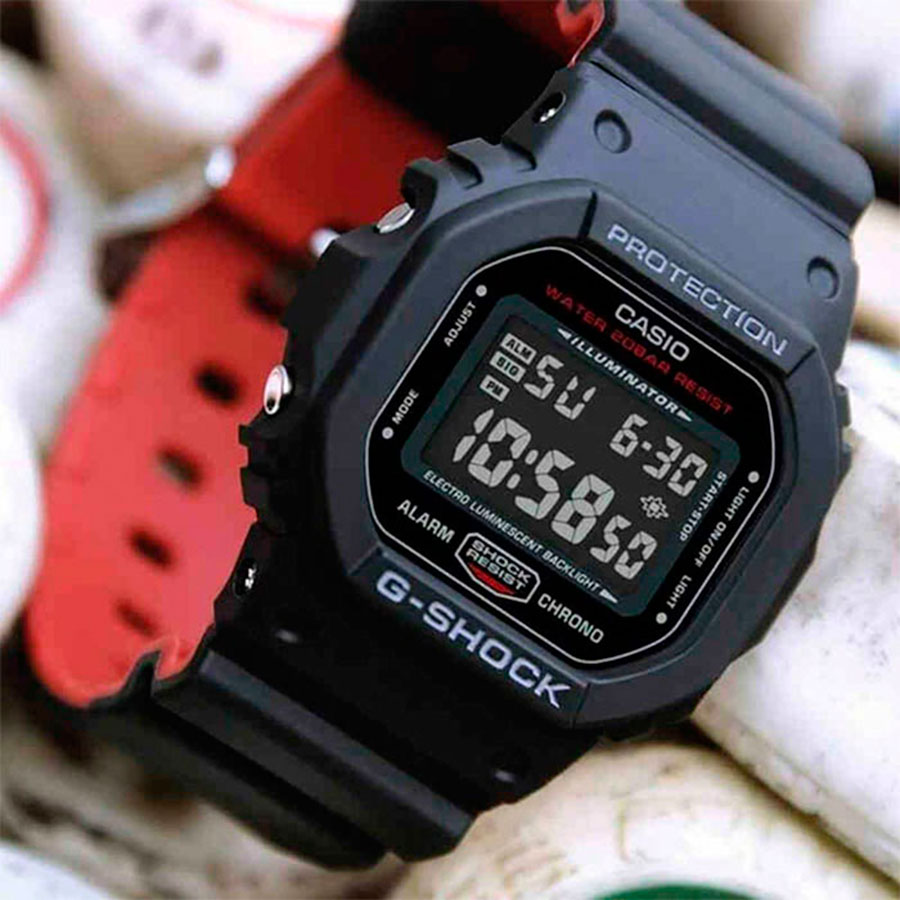 Наручные часы Casio DW-5600UHR-1. Фото 3.