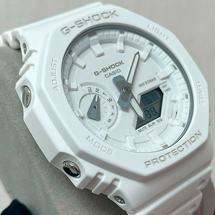 Наручные часы Casio GA-2100-7A7. Фото 1.