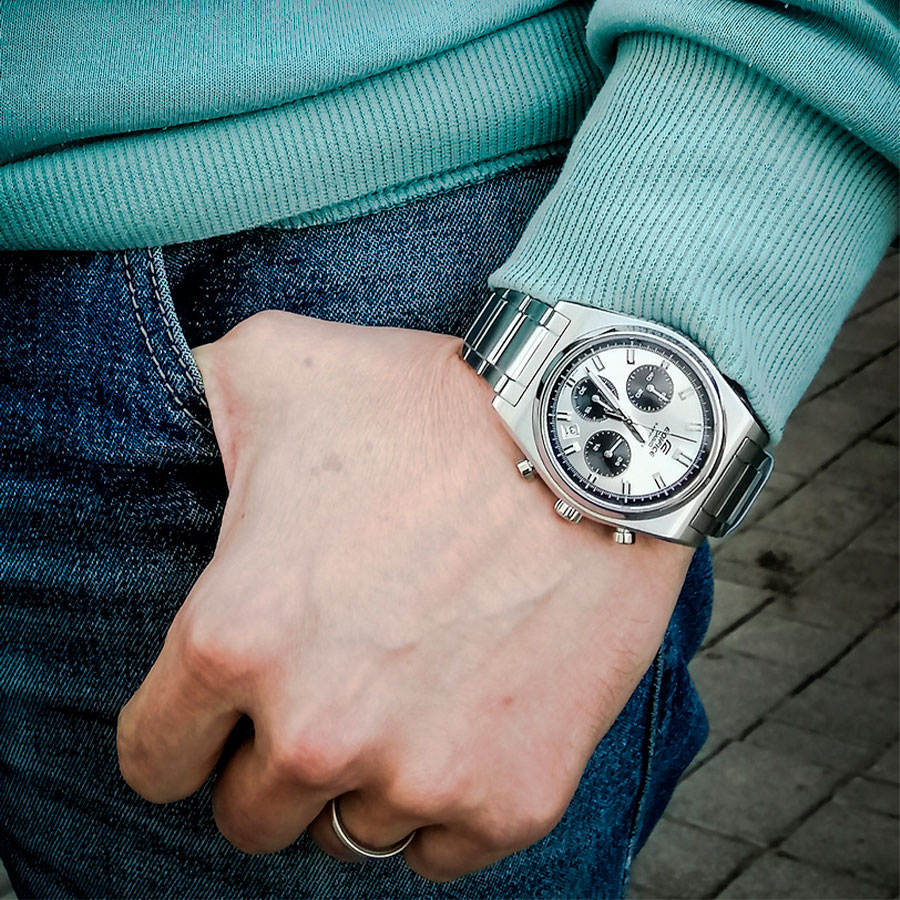 Наручные часы Casio EFB-730D-7A. Фото 2.