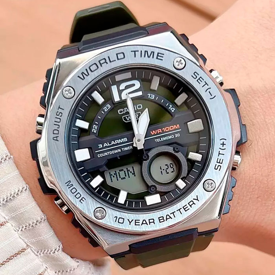 Наручные часы Casio MWQ-100-3A. Фото 1.