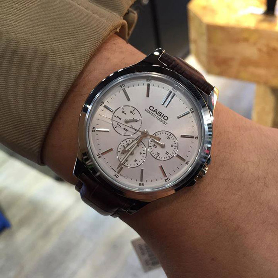 Наручные часы Casio MTP-V300L-7A. Фото 4.