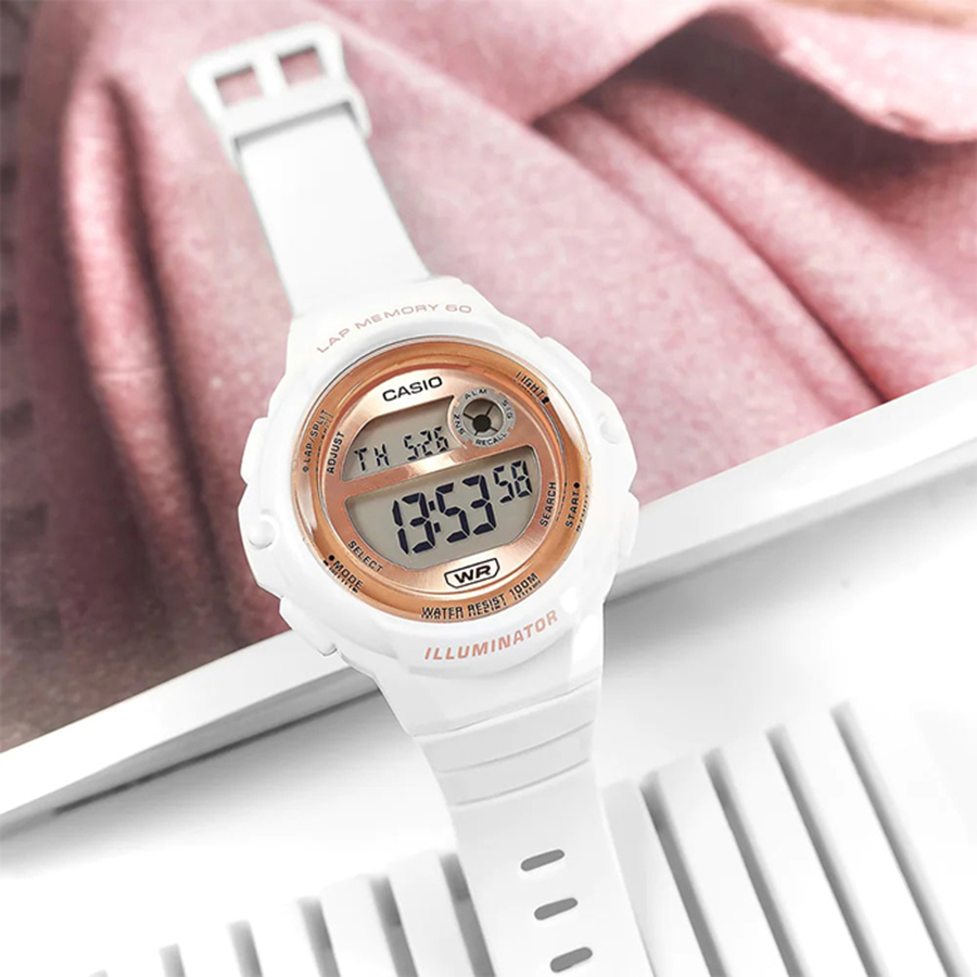Наручные часы Casio LWS-1200H-7A2. Фото 2.