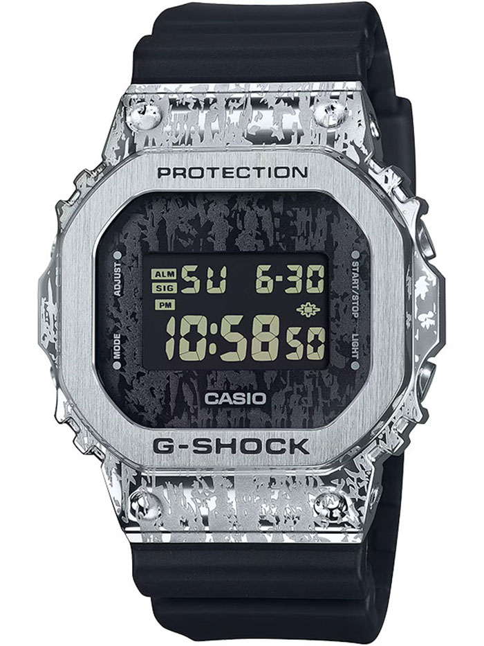 Наручные часы Casio GM-5600GC-1. Фото 0.