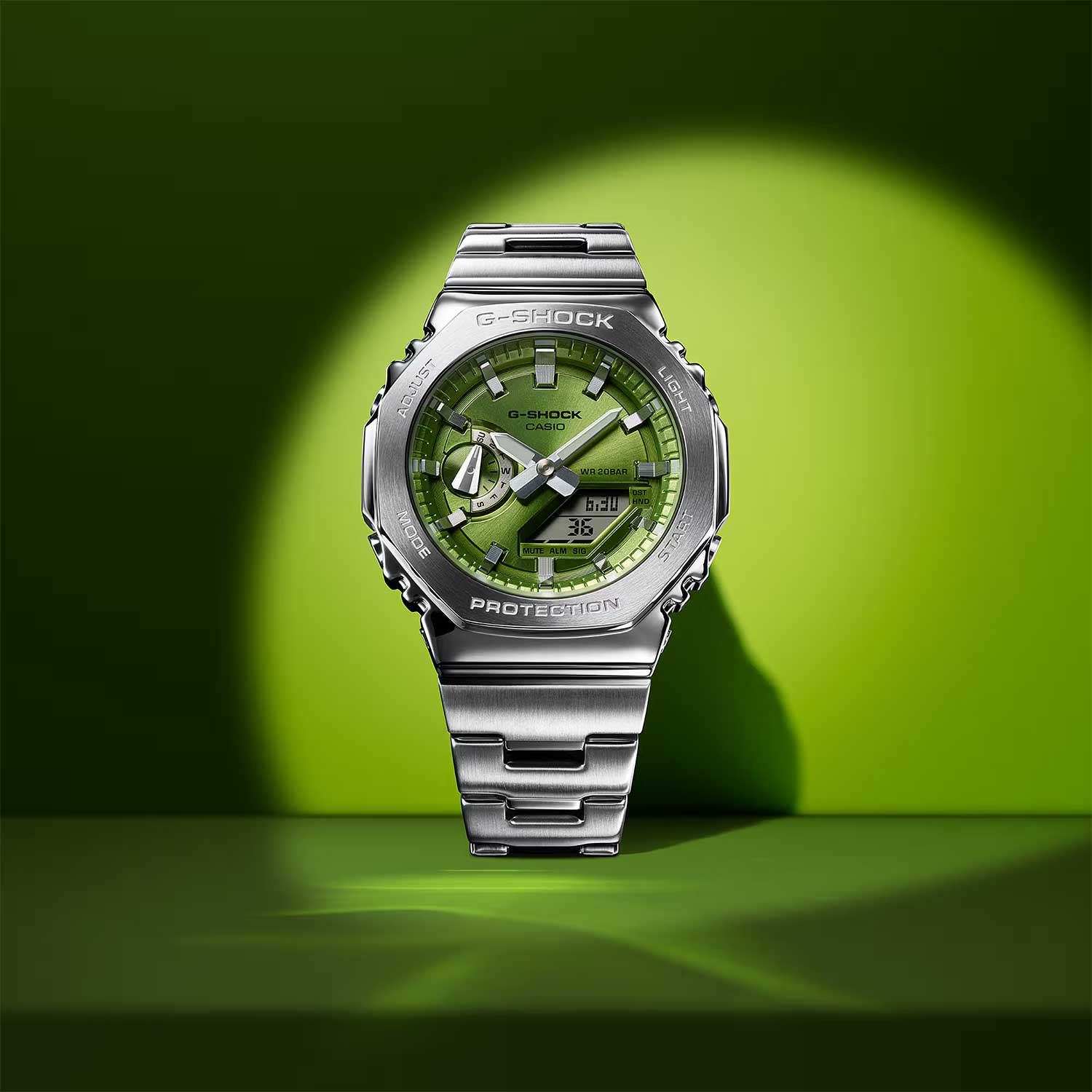 Наручные часы Casio GM-2110D-3A. Фото 2.