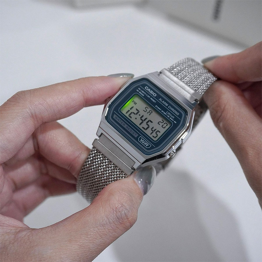 Наручные часы Casio A158WEM-3. Фото 1.