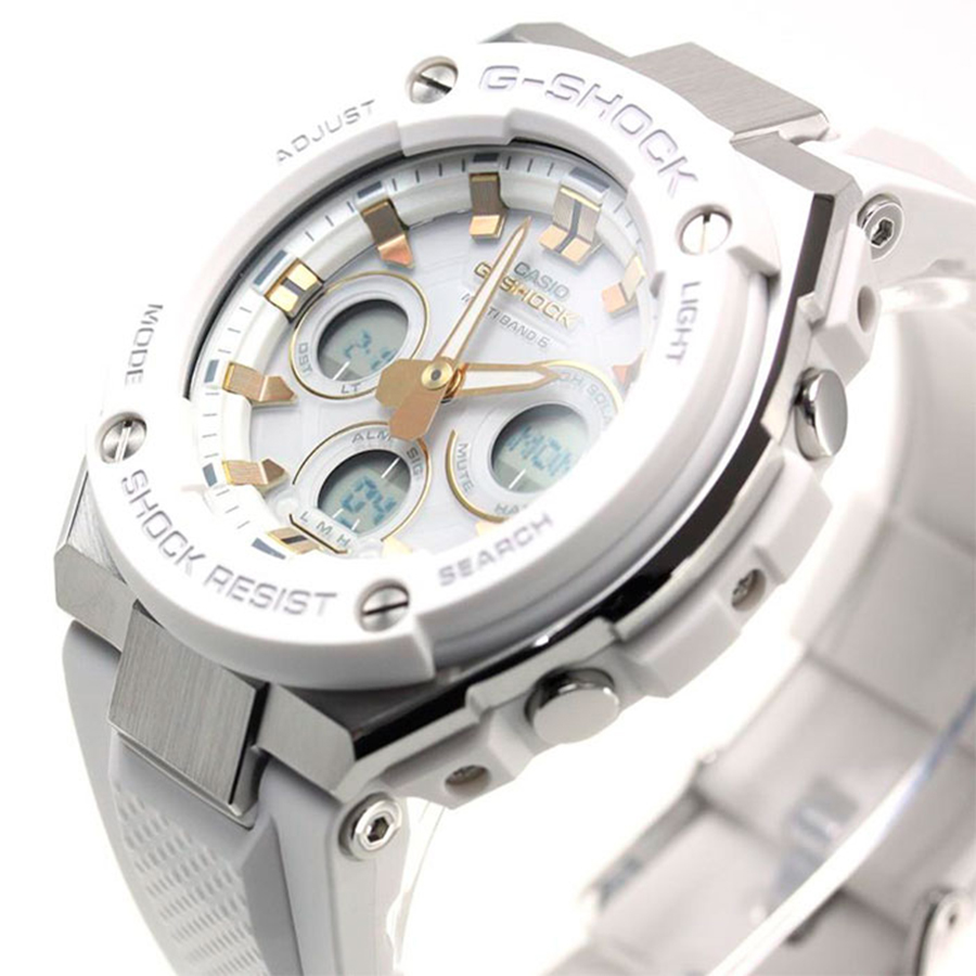 Наручные часы Casio GST-W300-7A. Фото 1.