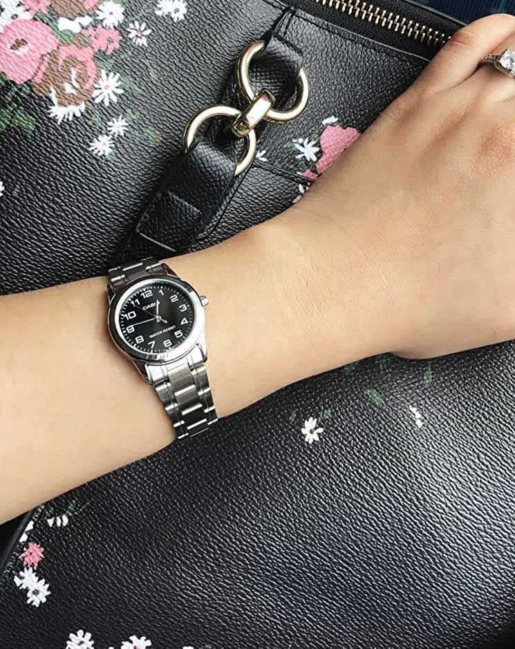 Наручные часы Casio LTP-V001D-1B. Фото 3.