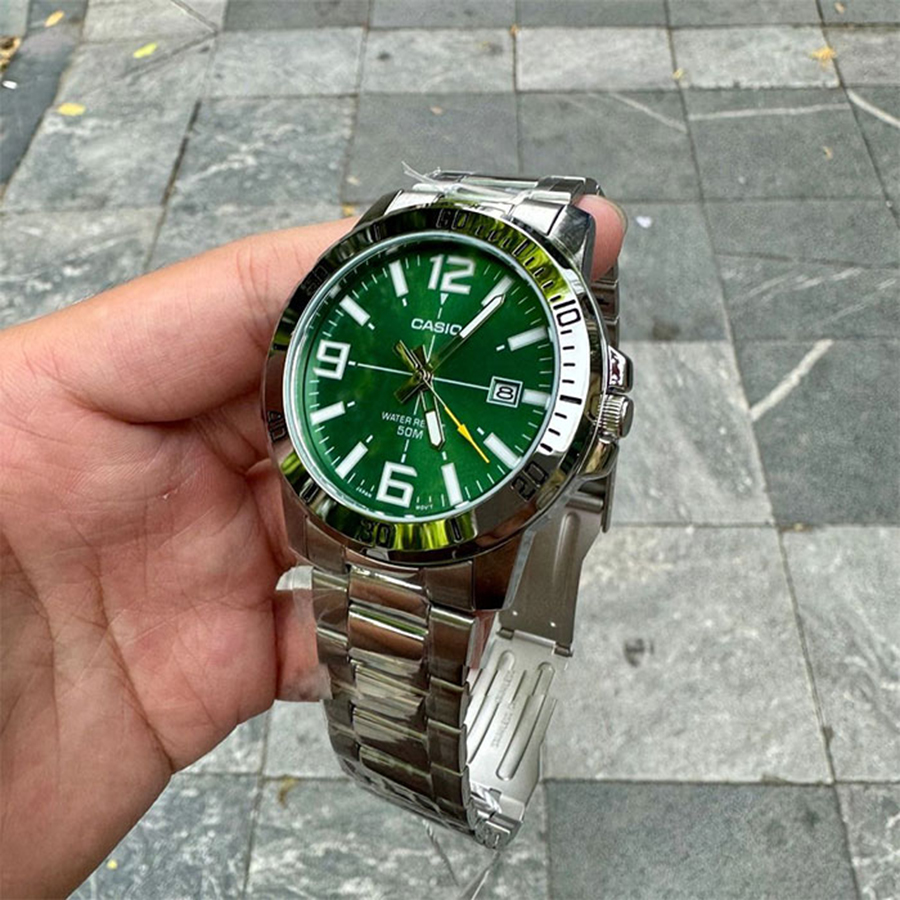 Наручные часы Casio MTP-VD01D-3B. Фото 1.